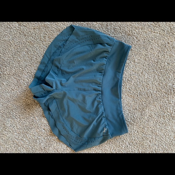 Joy lab high waisted workout short bundle - Picture 3 of 5
